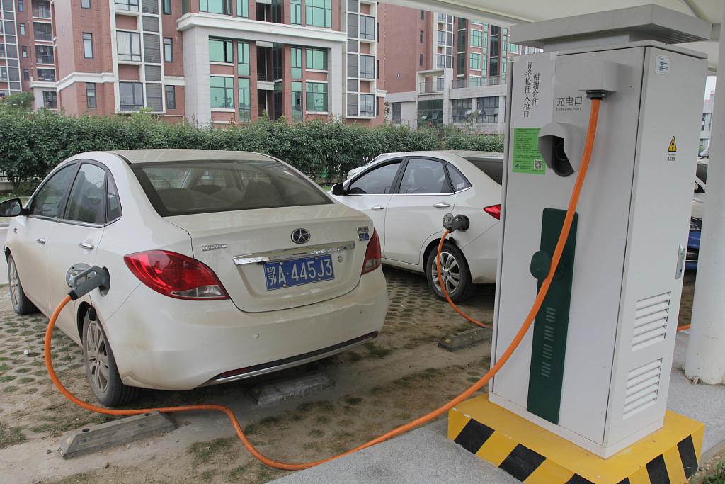 二手电动车难找买家，中国“共享电动汽车坟场”仍在增加