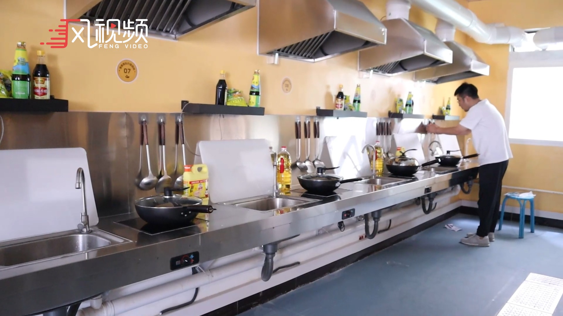 上海共享厨房租借_两家餐饮 共享厨房_昵图网共享图厨房装修